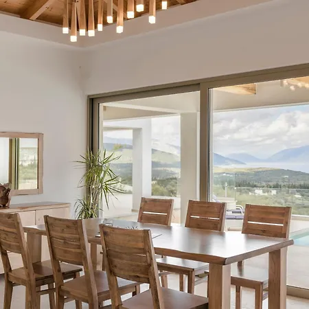 别墅 Templin Chaliotata