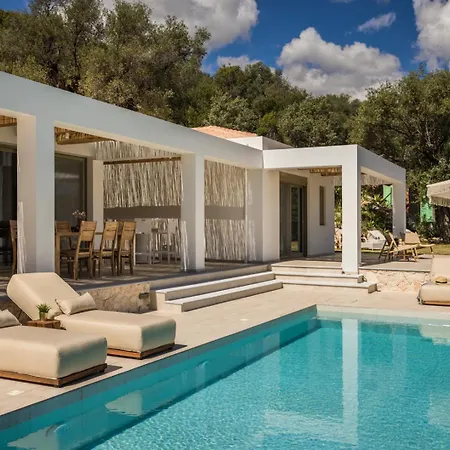 别墅 Templin Chaliotata